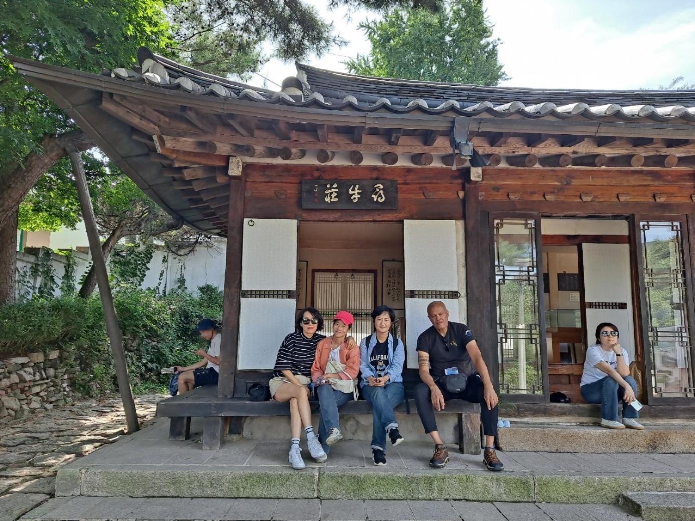 Eugene Hanok Stay Seoul Exterior foto
